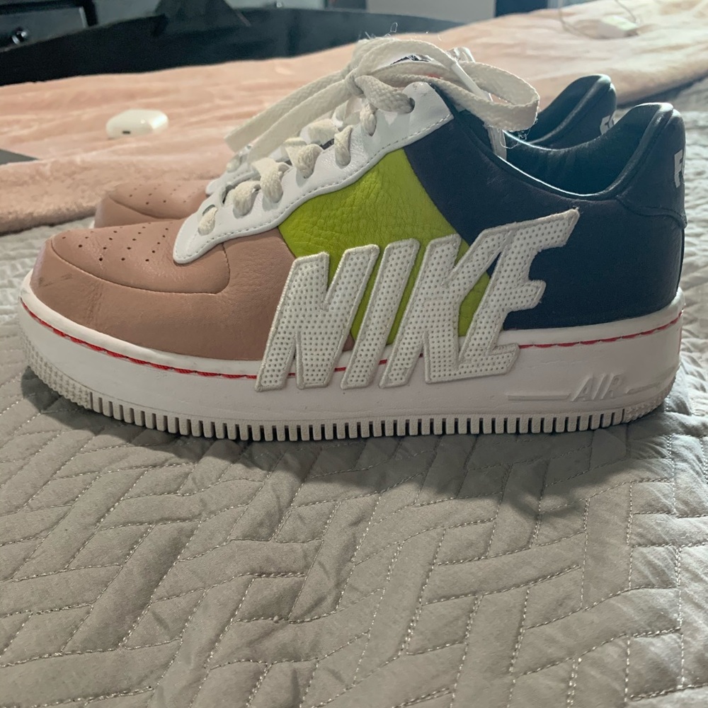 NIKE Air Force 1s